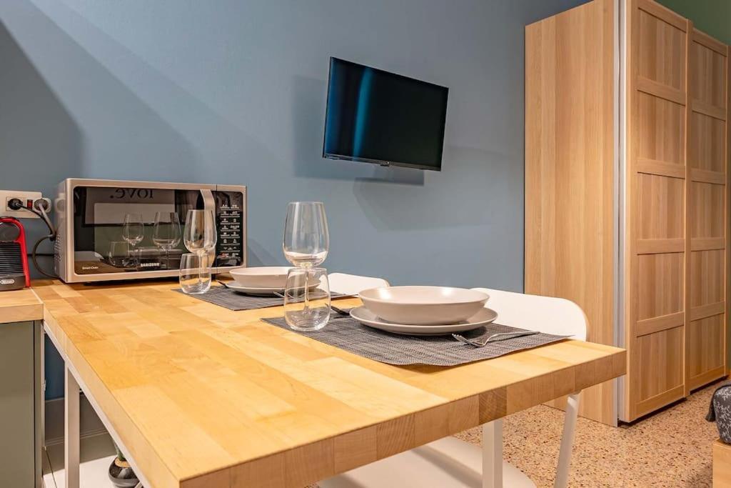 Guest Planet - Cozy Housing Porta Romana M3 Milano Eksteriør bilde